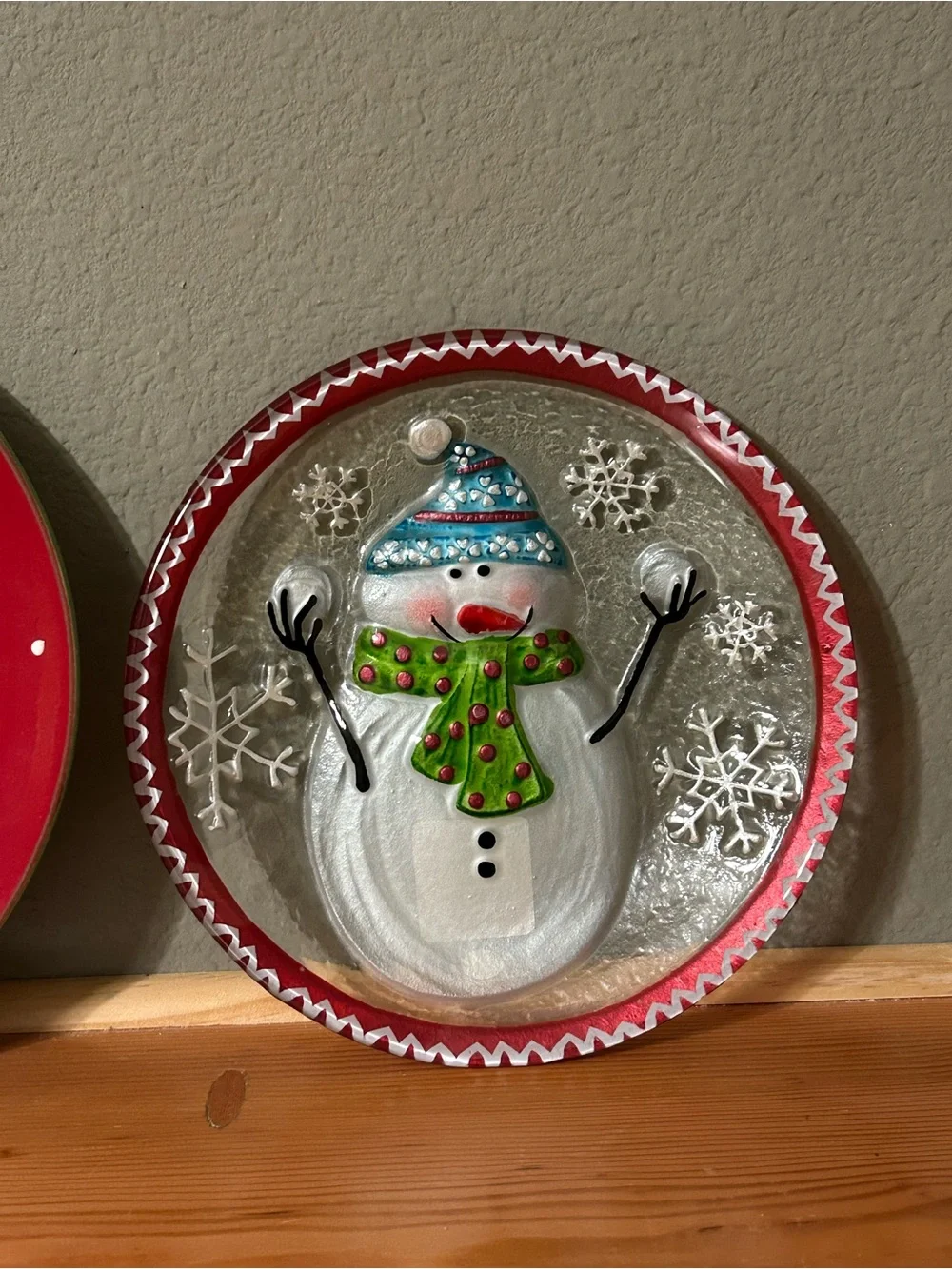Pier One Jolly Holiday snowman Decorative Plate Set